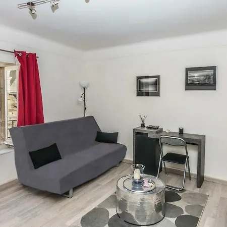 Studio avec vue sur les arénes Arles Extérieur photo